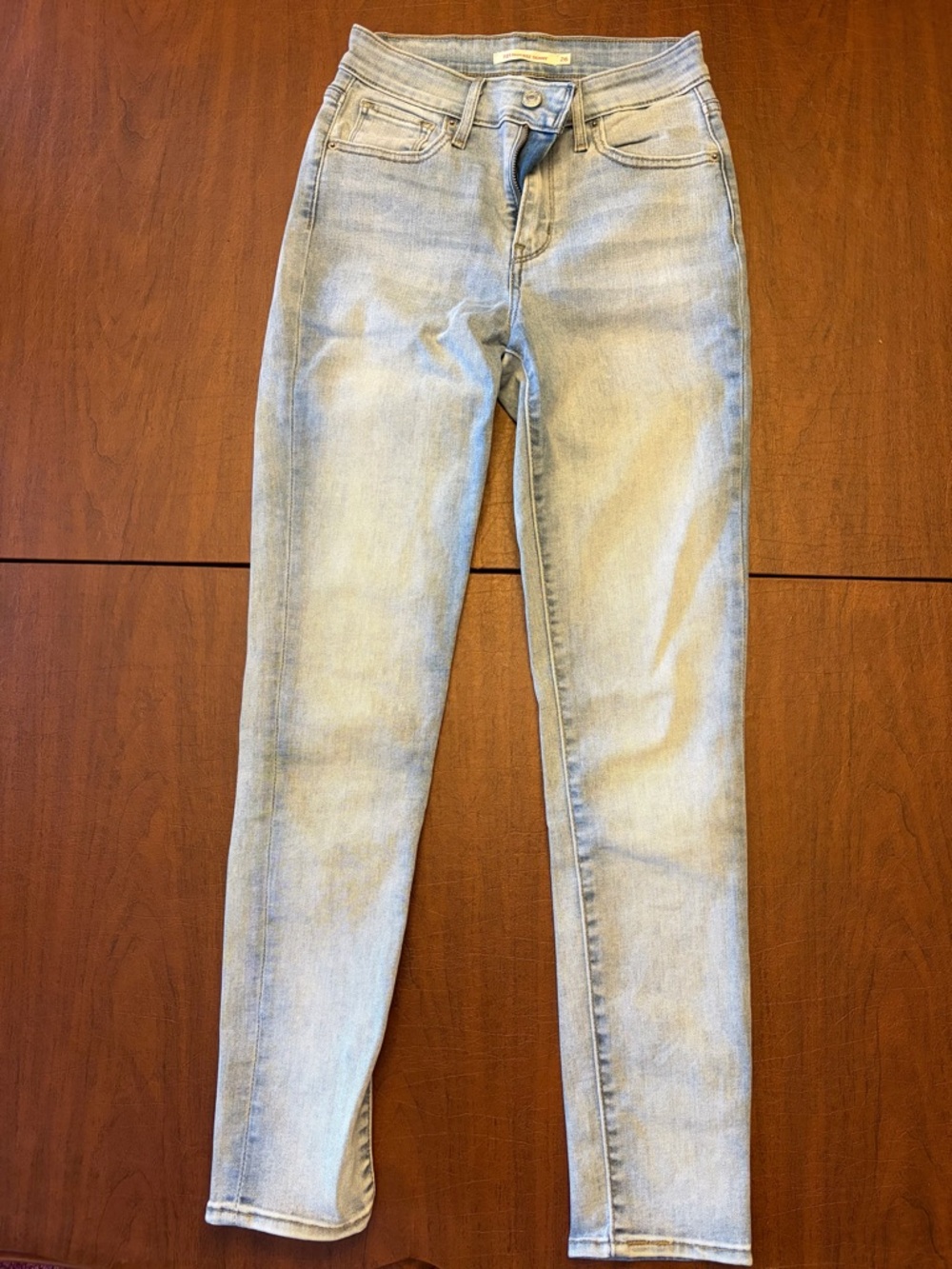 Levi’s Strauss High-Rise Light Blue Skinny Jeans with Stretch Comfort
